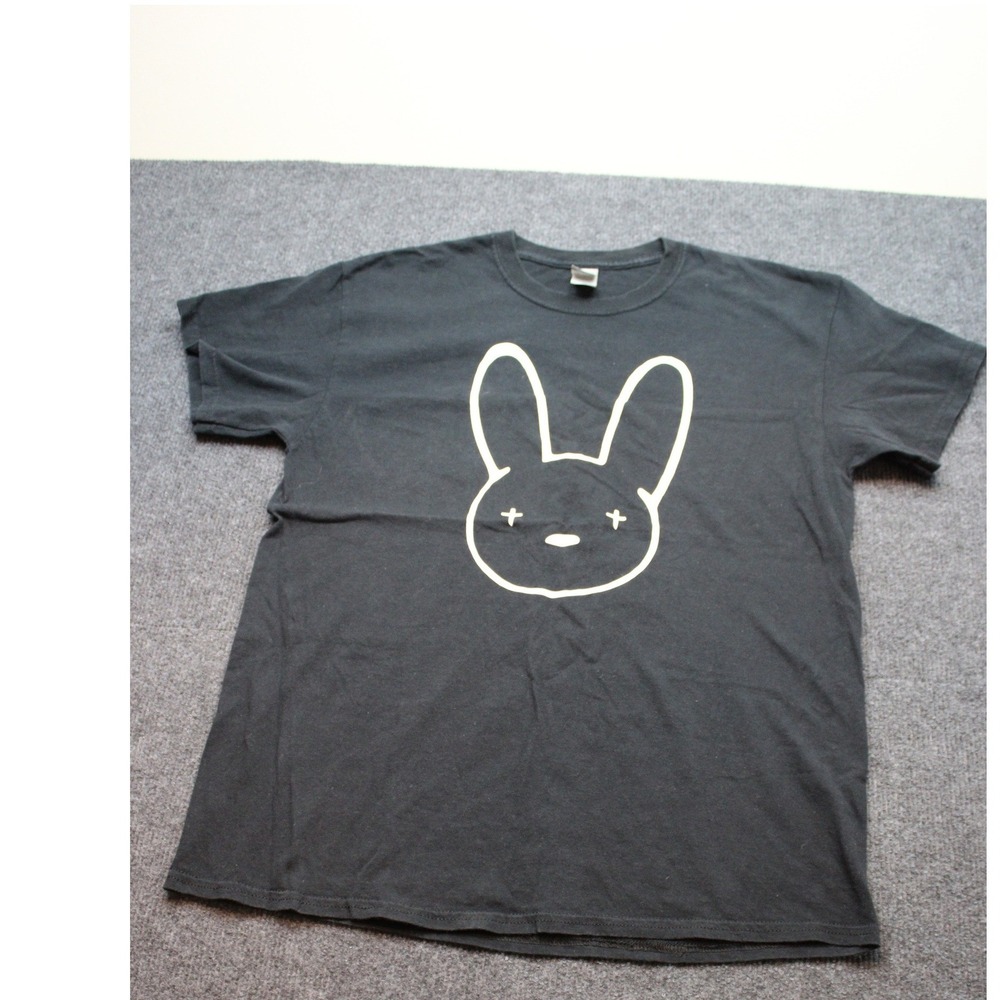 Bad Bunny Logo Graphic T-Shirt Mens Large Black Gildan Heavy Cotton Short Sleeve